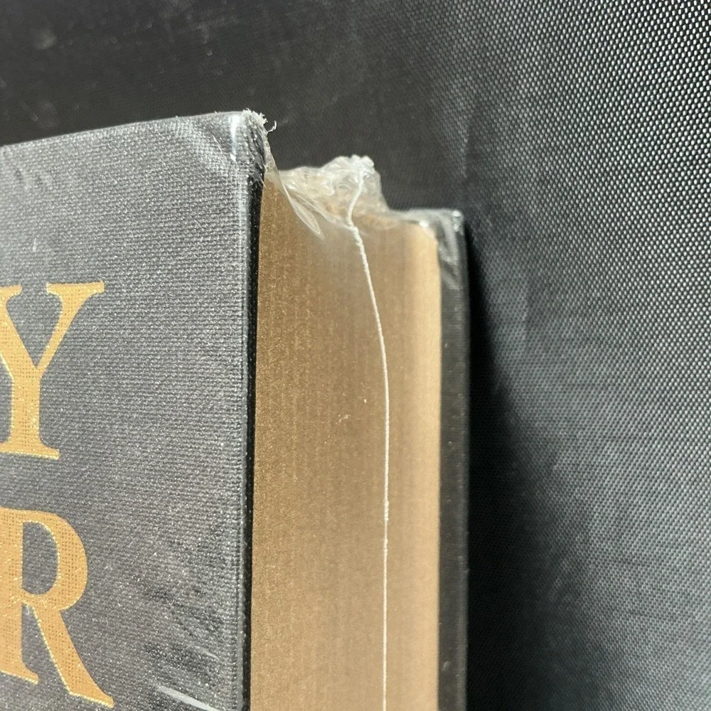 Harry Potter and the Deathly Hallows - Deluxe UK Edition SEALED (1st‎ Edition)
